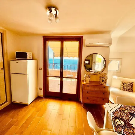 Apartment Sunrise Letojanni